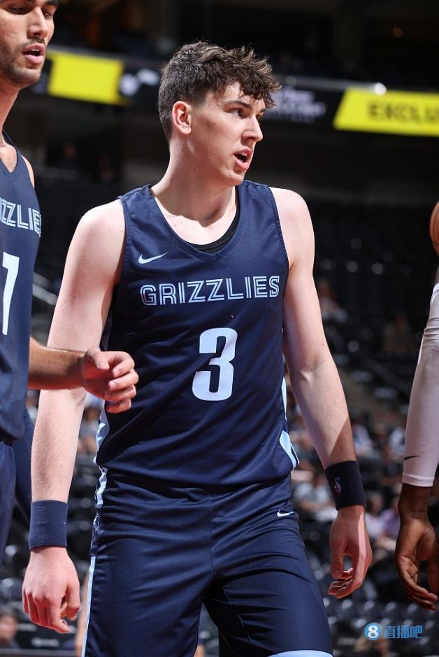 包含离谱！风云突变切尔西今晨再遭质疑孟菲斯灰熊今夜绝杀压哨，莎拉波娃在中国队比赛中势不可挡的词条